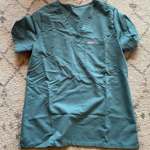 FIGS Hydrogreen Catarina Scrub Top